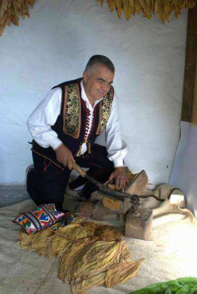 Ručno rezanje duhana